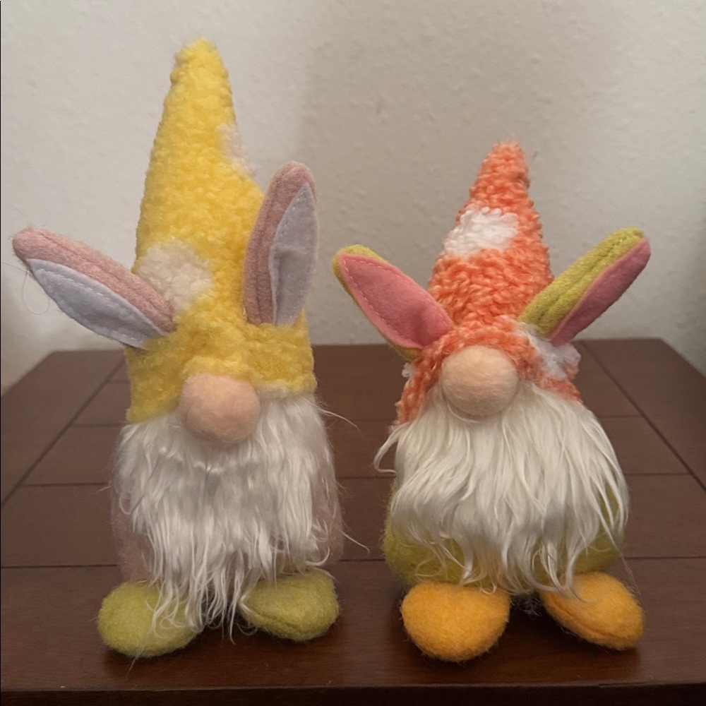 2 Gnomes Decoration Fun Whimsical